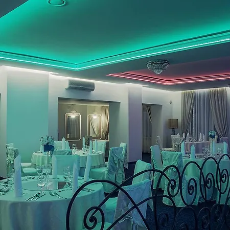 Hotel Nowy Dwór W Zaczerniu Rzeszów