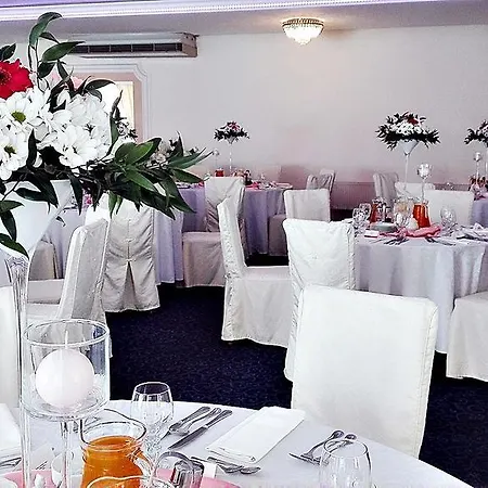 Nowy Dwór W Zaczerniu 3*