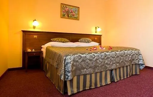 Nowy Dwor W Zaczerniu Hotel